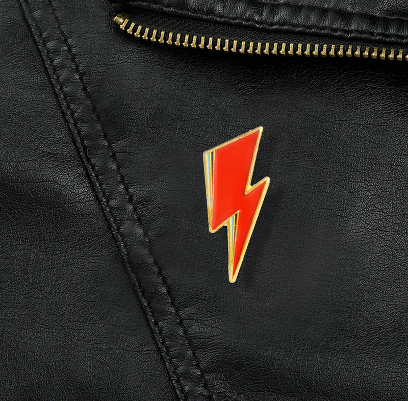 Women Fashion Icon - Aladdin Lightning Esmalte Pin para homens